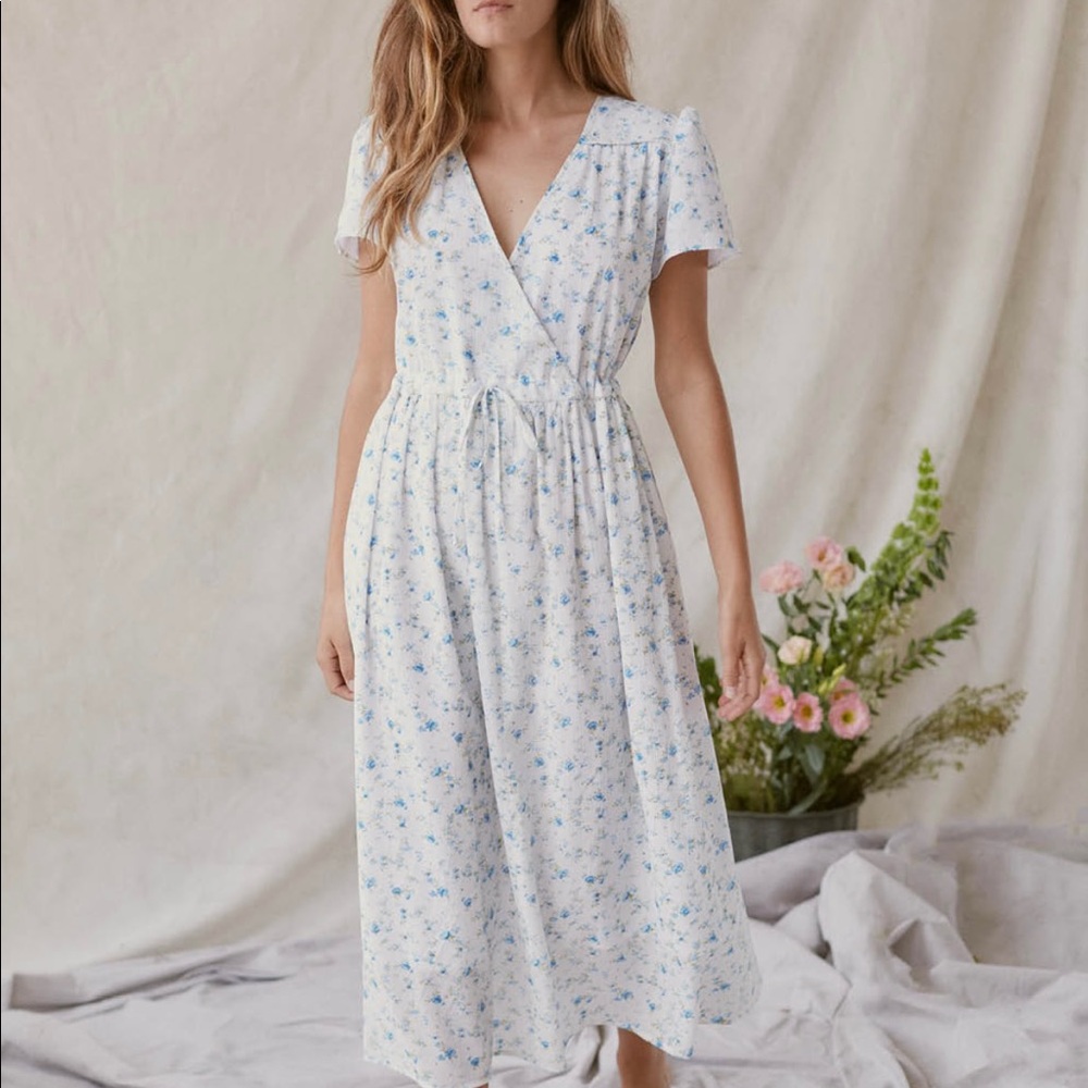 The Dawn Dress In White and Blue Floral (Lined)